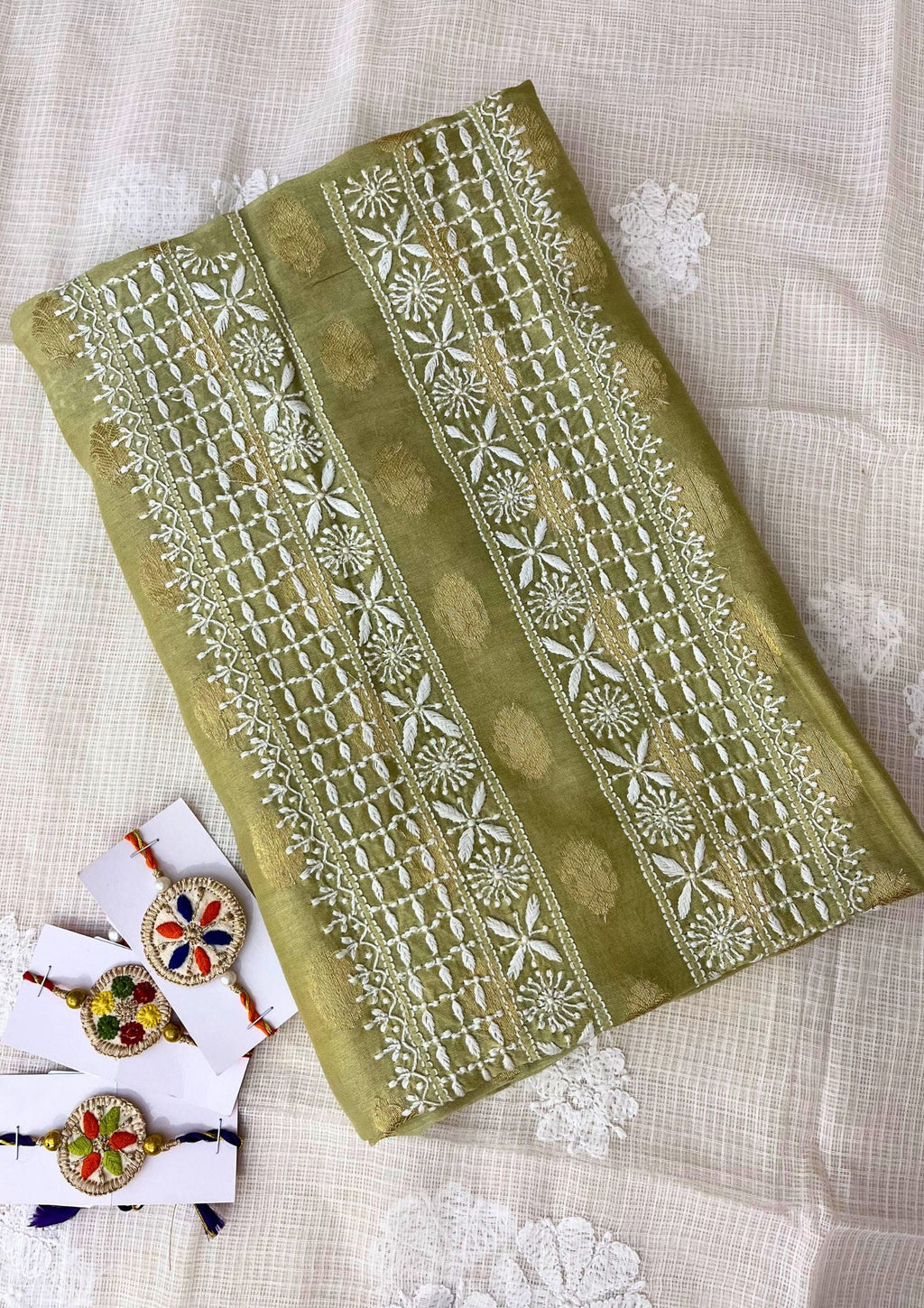 Mul Chanderi Chikankari Men’s kurta - Light Olive