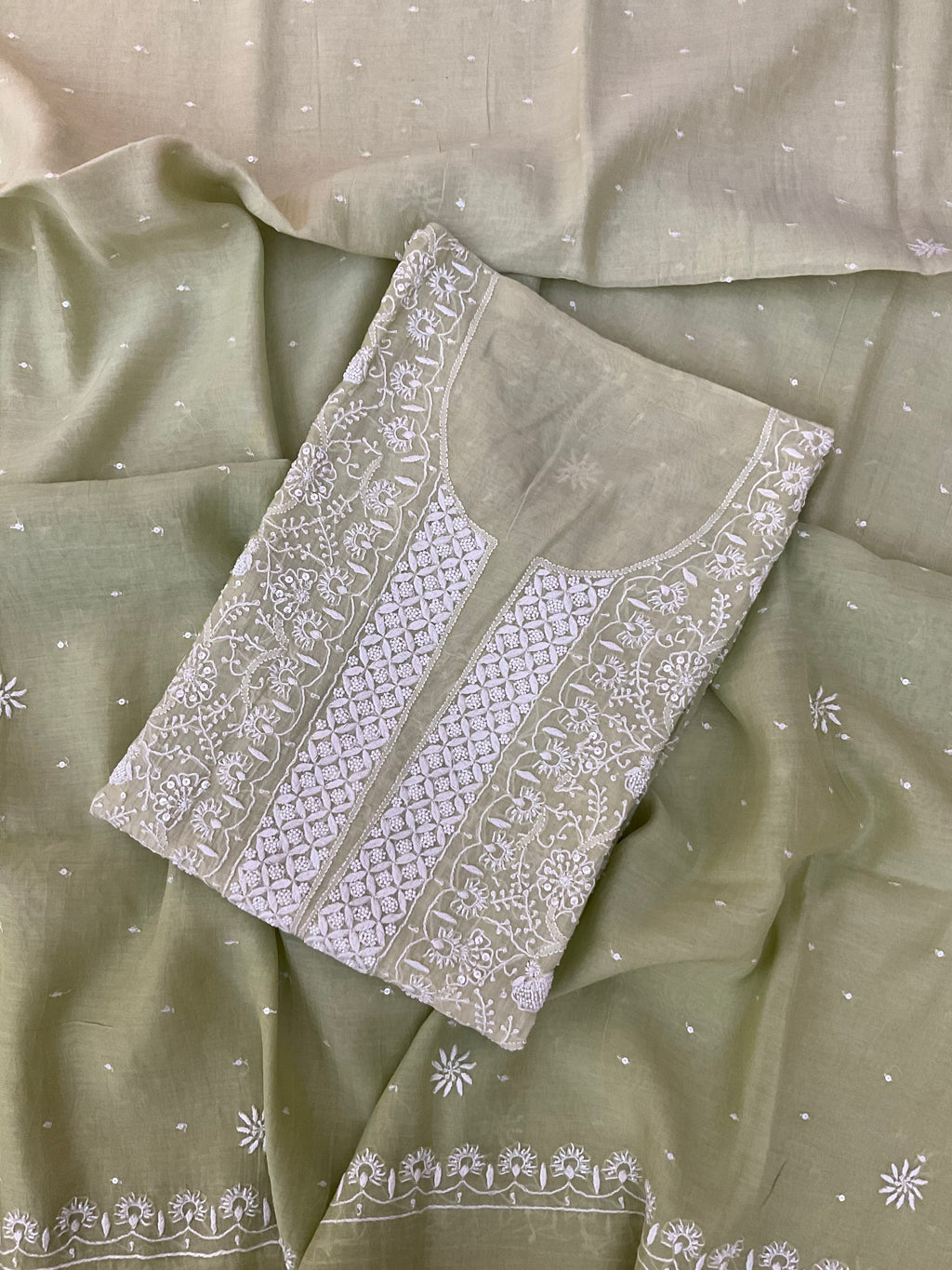 Mall Chanderi Semistitch Suit - Ombre Green
